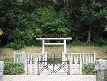 卑弥呼の墓と邪馬台国論争
