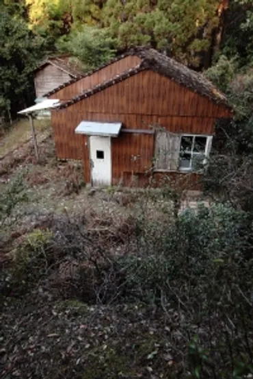 ゛゛寒川集落→寒川小中学校–