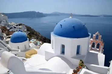 フェリーから見るフィラ、イアの街』サントリーニ島ギリシャの旅行記・ブログアルプ・グリュムさん【フォートラベル】