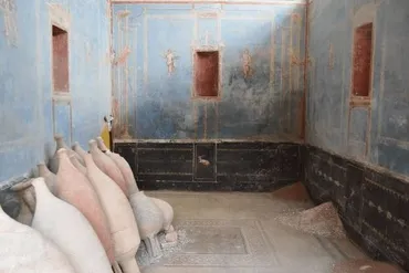 ポンペイの遺跡から、華やかな青い壁の部屋を発見–(スウィッチ・ニュース)