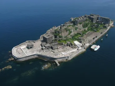 軍艦島(端島)の歴史：世界遺産登録と日韓関係、軍艦島ツアーの現状とは？軍艦島（端島）の歴史的背景と観光ツアー