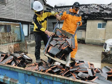 輪島の住民が独自に募るボランティア「黒島復興応援隊」が活躍中:北陸中日新聞
