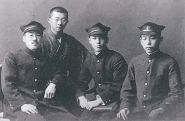 芥川龍之介とは？生涯と作品をわかりやすく解説！(？)『鼻』から『河童』まで：芥川龍之介文学の世界