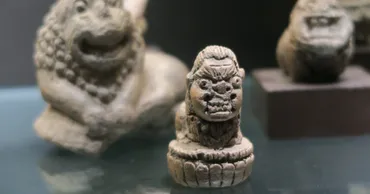 ドゥヴァーラヴァティー期の展示を見に、ウトン国立博物館へ