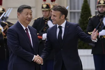 中国外交の潮流：変化する世界での影響力とは？（中国、習近平、対米戦略、覇権争い？）中国の台頭と国際社会における力関係の変化を探る