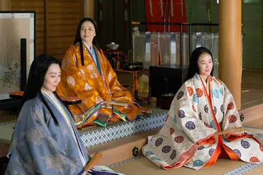 『光る君へ』と平安美人：美の変遷と現代への影響？『光る君へ』にみる平安美人の条件：黒木華と美意識の変遷