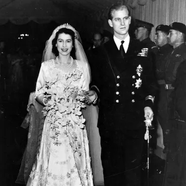 エリザベス女王、ご結婚の日の物語 エリザベス女王とフィリップ王配のご成婚までの知られざる物語