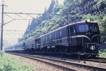 記憶の鉄道車両】直流電気機関車「EF58形」初めて見たのは上越線の臨時急行