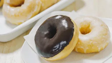 ふわふわ食感がたまらない!イーストドーナツの作り方