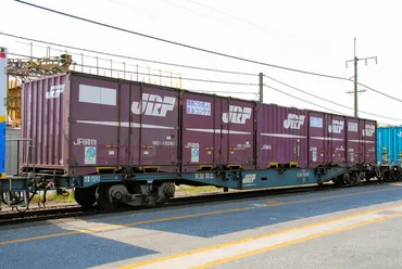 鉄道コンテナ輸送の魅力とは？JR貨物コンテナの種類や活用方法を徹底解説！JR貨物コンテナの世界へようこそ！種類や特徴、活用方法、そして中古コンテナ情報まで