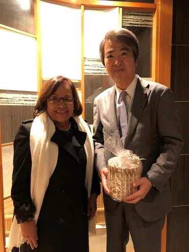 マーシャル諸島共和国とCOFA（自由連合盟約）の関係とは？ 米国の戦略と未来への展望を探る？マーシャル諸島共和国：独立への道と米国との特別な関係