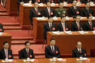 世界経済総予測2022 :2022年秋の中国共産党大会で、3期目入りの習政権が忘れた「初心」=湯浅健司