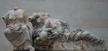 イギリスがパルテノン神殿の彫刻をギリシャに返還?