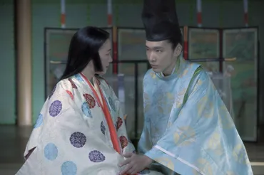 平安貴族男性は「妻～人、さらに複数の妾と関係を持つ」のが普通という衝撃。なぜそんな「公認シタ夫」みたいなことが可能だったのか？