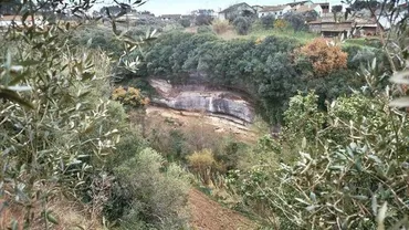考古学者も驚愕!巨大な中石器時代の穴をイギリスの遺跡で発見。宗教儀式に使われた可能性も
