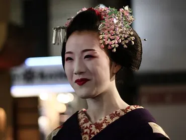 命を落とすこともあった昔のメイク方法
